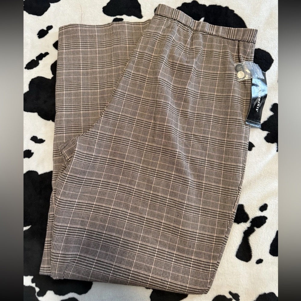 REQUIREMENTS NWT Women’s Pink Glen Brown Plaid Dress Pants 18